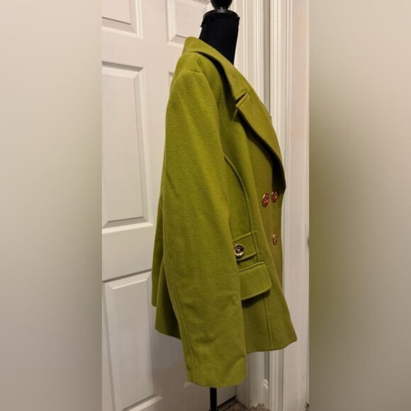 Women's Green Double-Breasted Coat - Picture 9 of 16